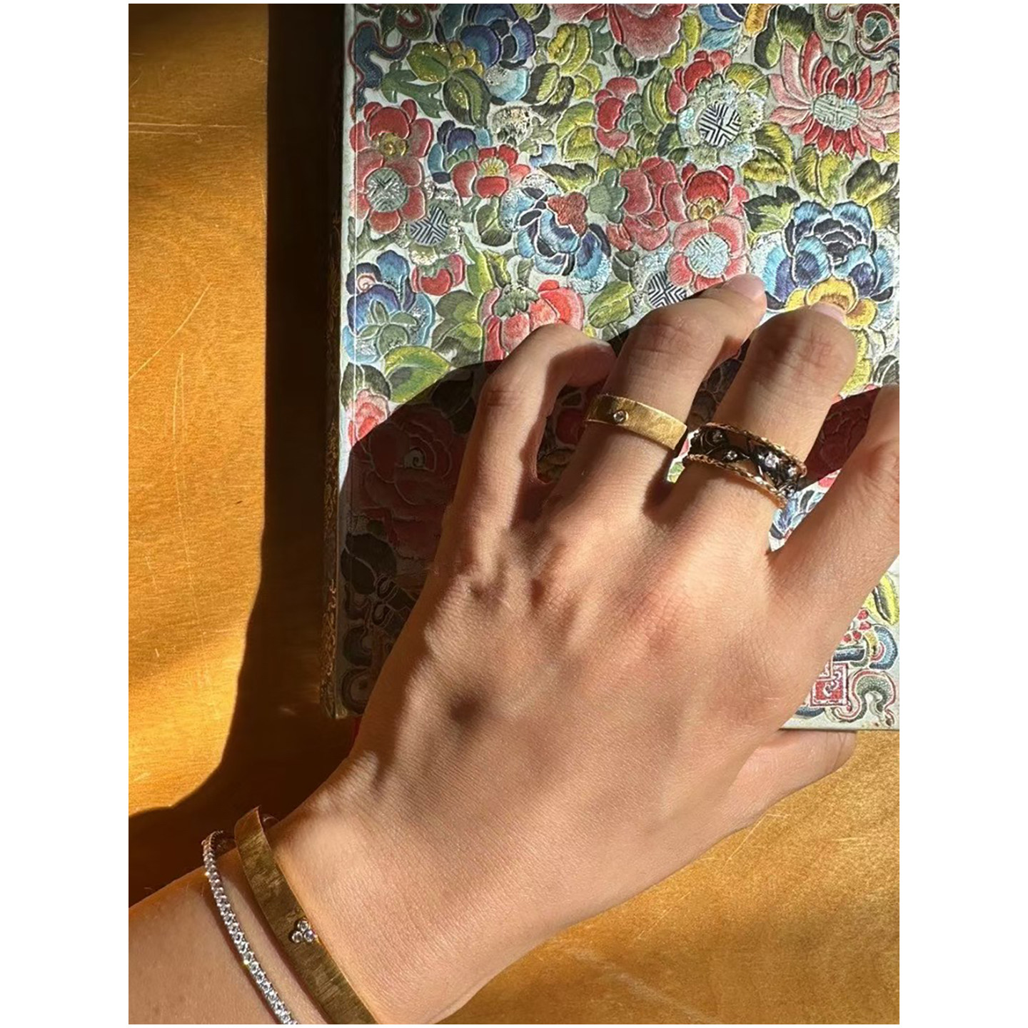 Yingying shares her goodies ~ Italian carving and brushing craftsmanship 925 silver gold-plated ring W2665