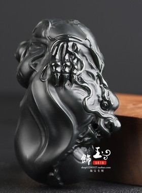 新疆和田玉生肖龙文玩手把件