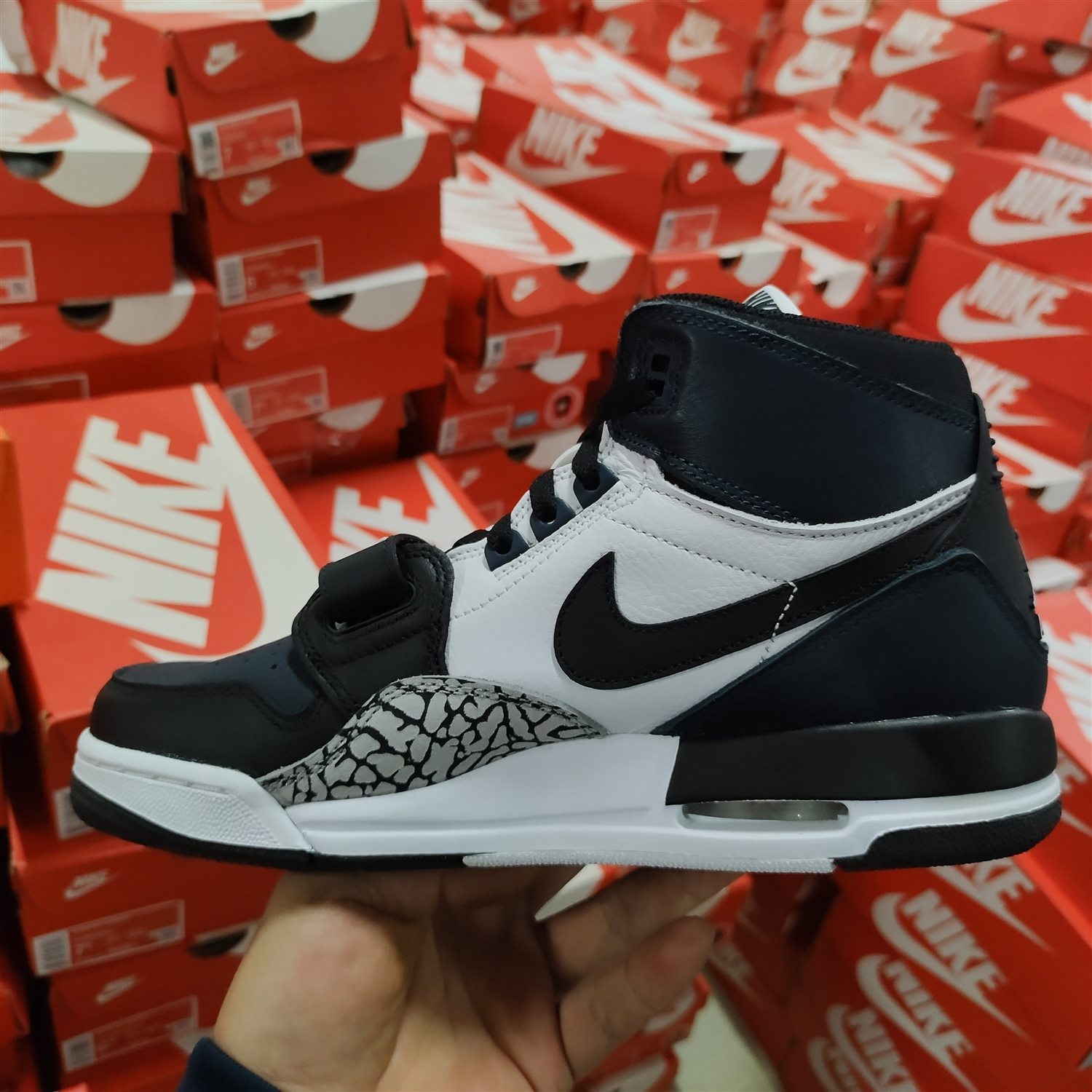 NIKE耐克AIR JORDAN LEGACY312女大童黑曜石复古篮球鞋DO7442-401-图1