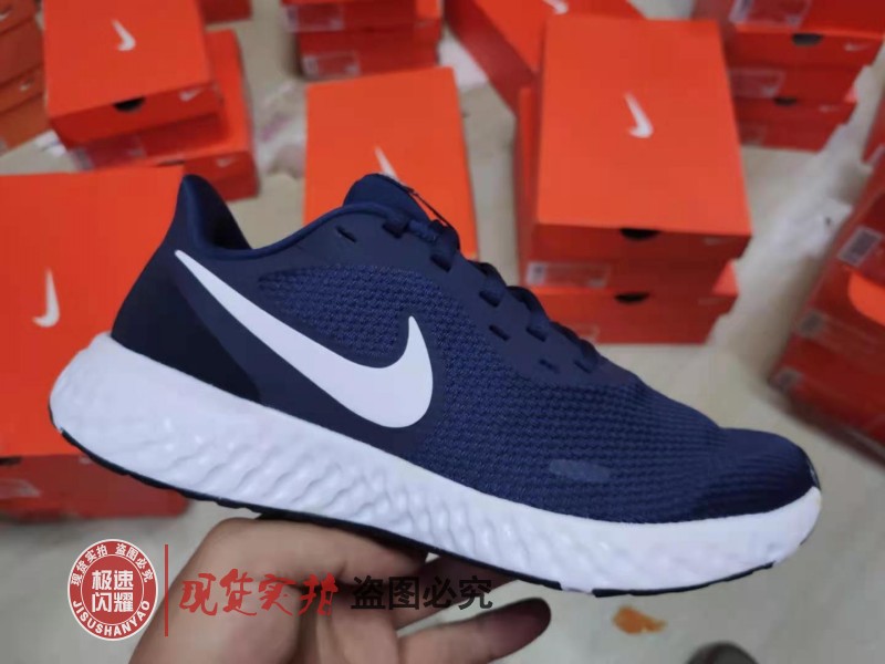 Nike 男子透气轻便缓震耐磨运动跑步鞋 BQ3204-102-400-003-100 - 图1