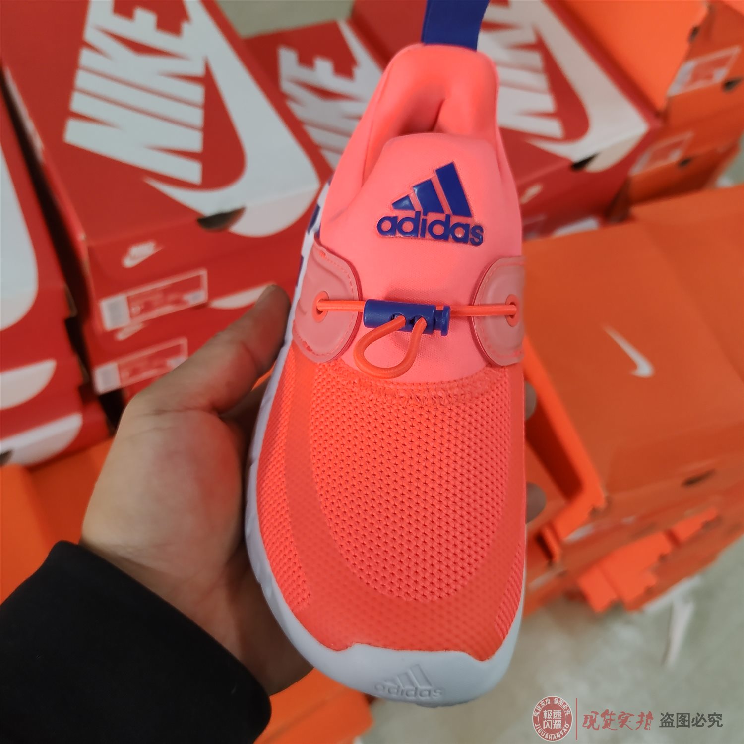 Adidas 小童休闲鞋运动鞋 FX2694 2701 FZ0397 5038 5036 4081 - 图0