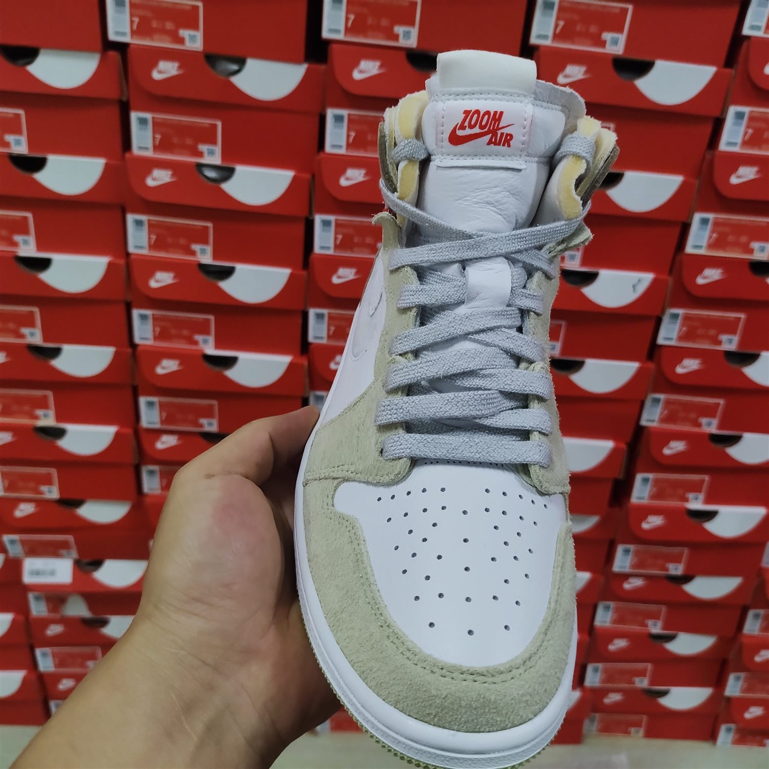 Nike耐克Air Jordan AJ1 Zoom CMFT高帮板鞋男女CT0979-102-101-图0