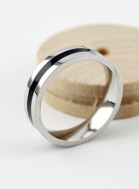 戚薇同款黑白钛钢欧美风百搭戒指