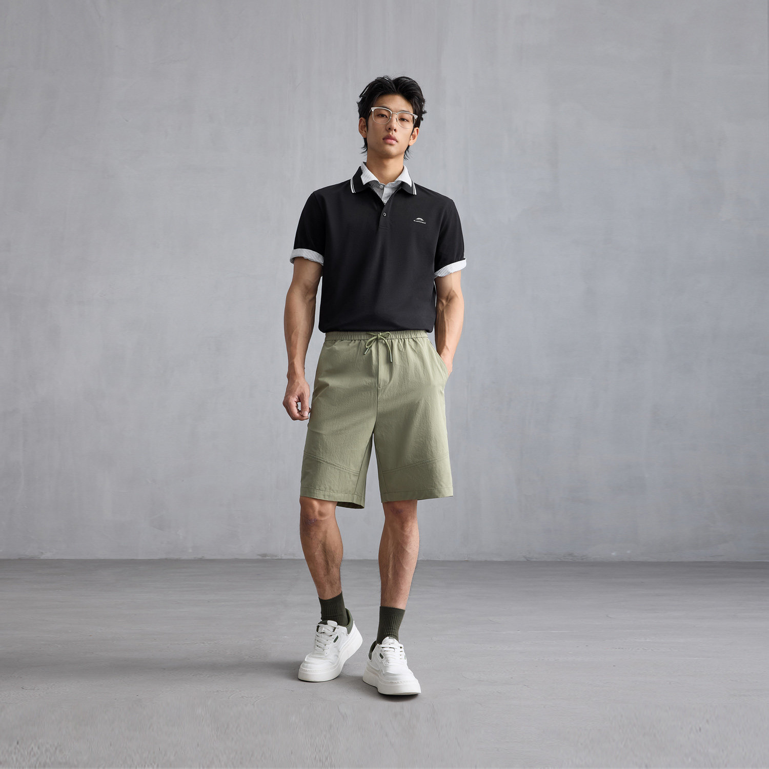 海澜之家旗下黑鲸腰间抽绳休闲中裤男2026年夏季新品户外短裤男