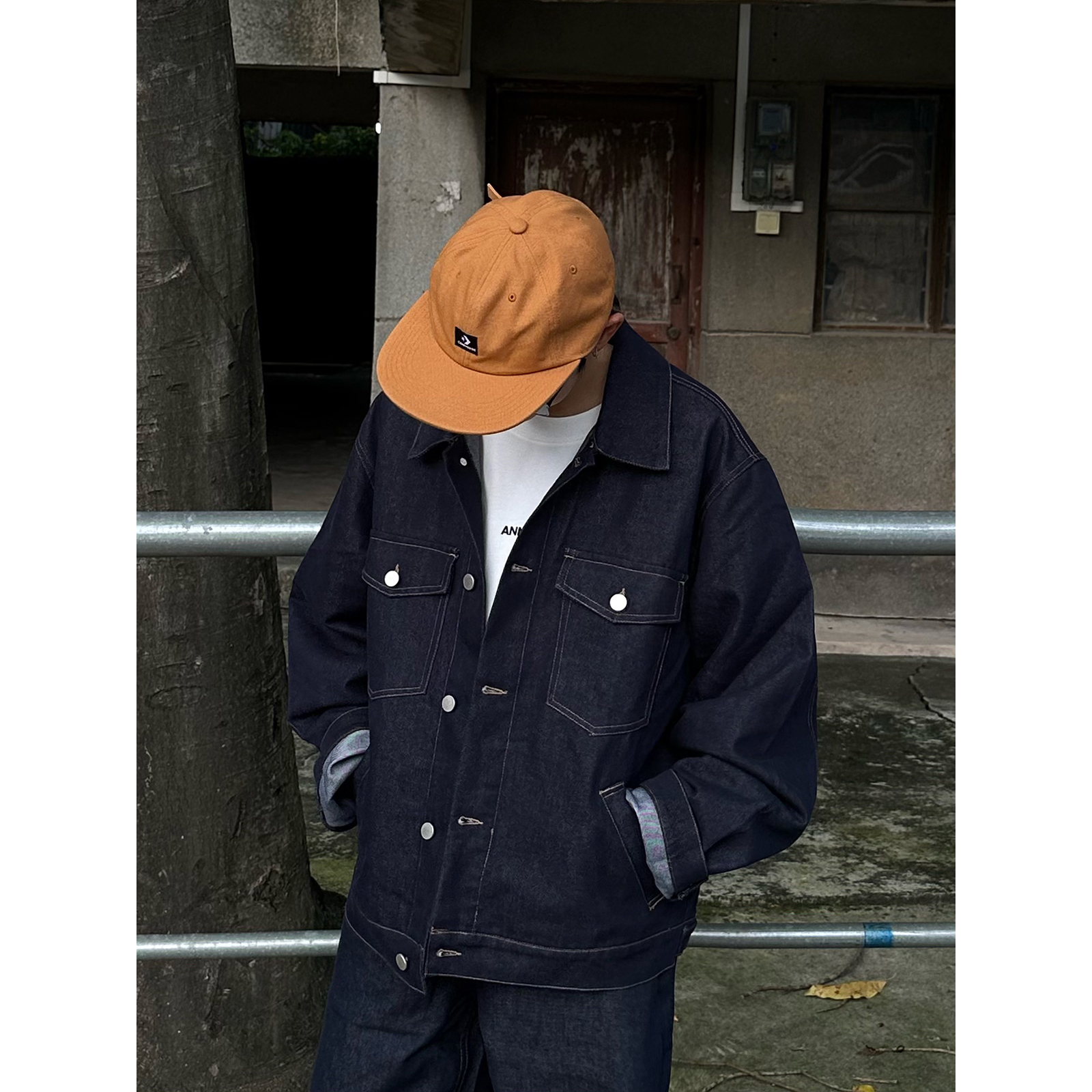 XBRO韩式复古男女春秋原牛靛蓝水洗牛仔外套宽松高级翻领工装夹克 - 图1