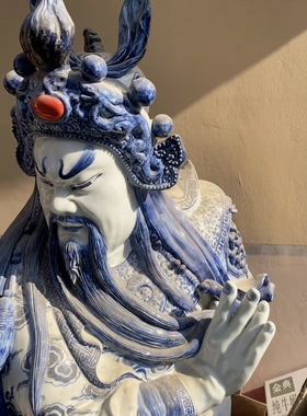 精工横刀关公关羽关二爷景德镇手工陶瓷器青花瓷雕塑摆件高度1米2