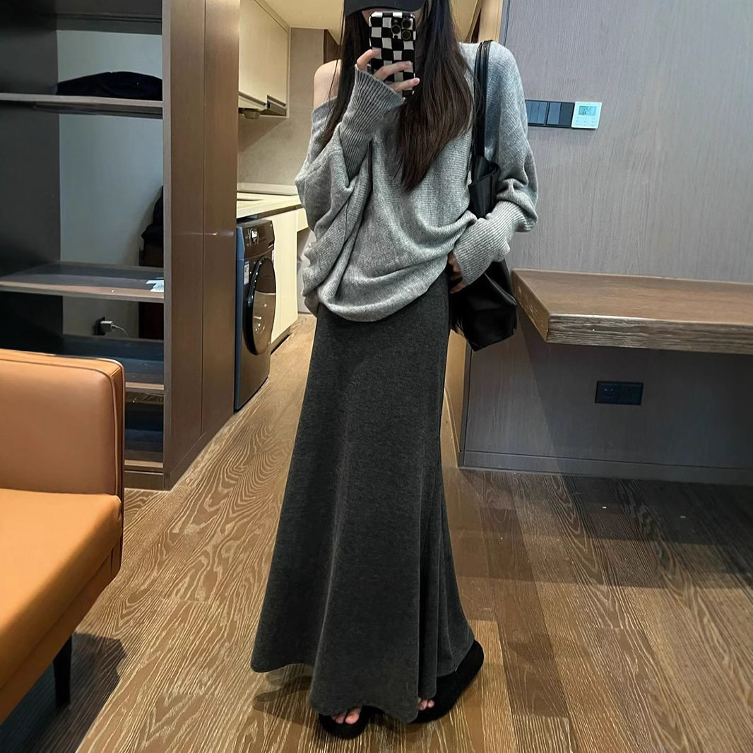 针织鱼尾裙女秋冬2025新款显瘦温柔气质感加长白色包臀半身裙 - 图3