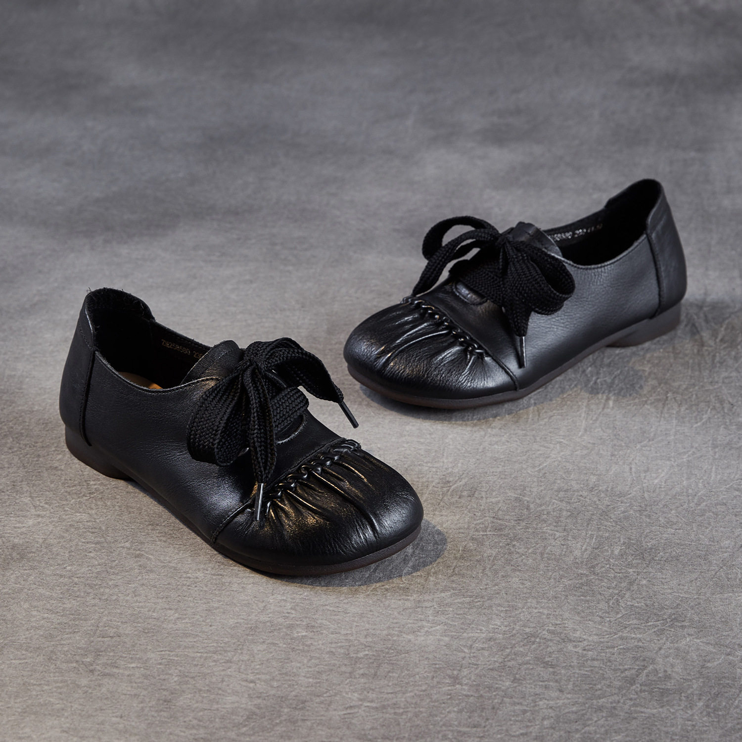 2025春秋新款手工复古真皮软底休闲小皮鞋女舒适系带褶皱妈妈单鞋,淘宝优惠券,粉丝福利购,淘宝优惠卷