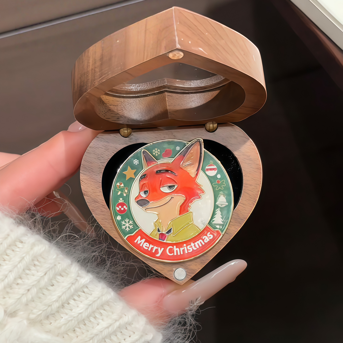 疯狂动物城2圣诞节胸针女尼克朱迪徽章动漫徽章衣服别针毛衣饰品,淘宝优惠券,粉丝福利购,淘宝优惠卷