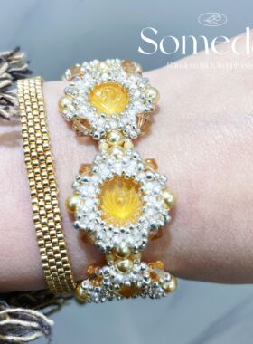 卫星钻秘境花园串珠手链材料包时尚首饰闺蜜生日礼物显白可定制