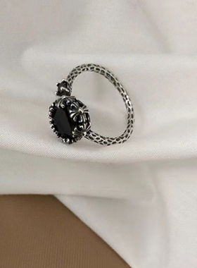 黑皓石皇冠戒指女ins甜酷时尚