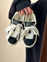 Classic black and white matching color board shoes ~ simple and 100 lap direct with a pinch 