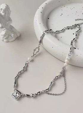 巴洛克珍珠黑白色锆石项链