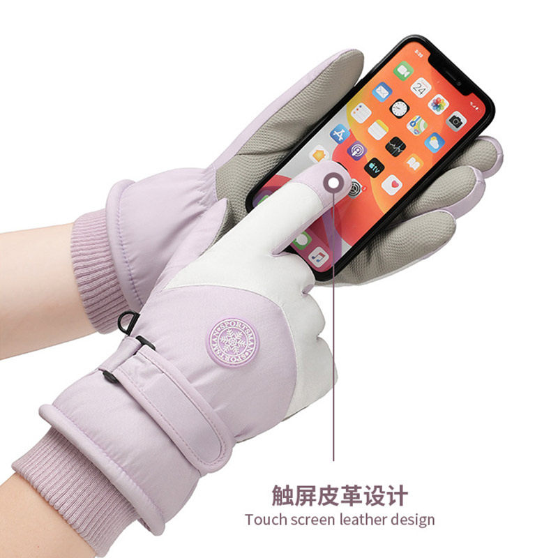 东北防寒装备雪乡哈尔滨保暖女生好看抗寒零下40度手套加绒可触屏