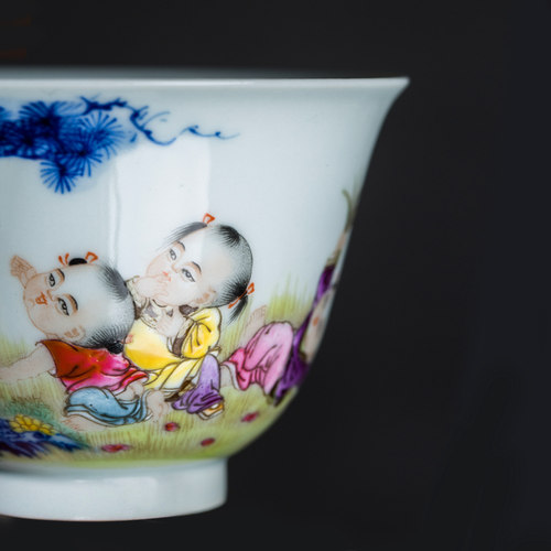 枭窑 景德镇高档茶具全手工手绘青花斗珐琅彩童趣功夫盖碗茶杯 - 图2