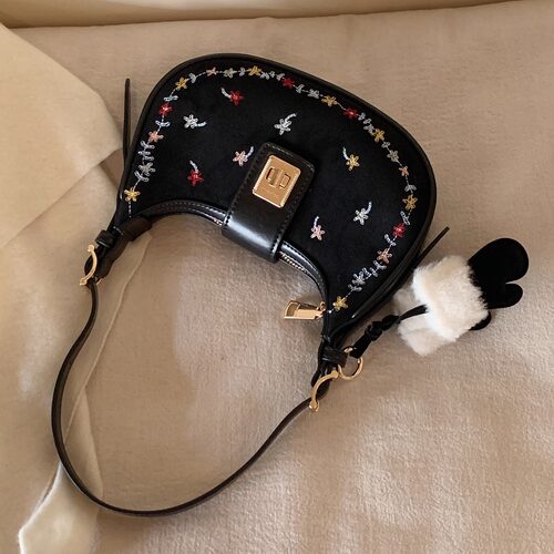 南风Chio2nd 斑斓绘梦腋下包包女春夏刺绣迷你月牙包单肩斜挎小包 - 图1