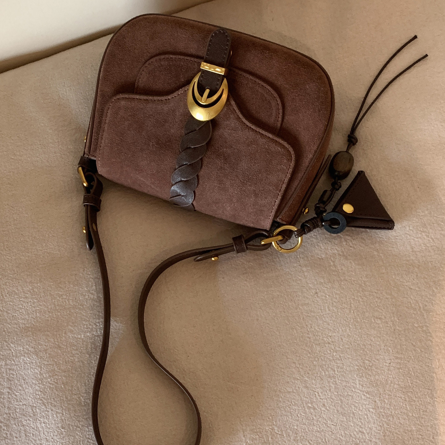 南风Chio2nd 绯声摩卡马鞍包 磨砂牛皮秋冬复古单肩斜挎小包包女,淘宝优惠券,粉丝福利购,淘宝优惠卷