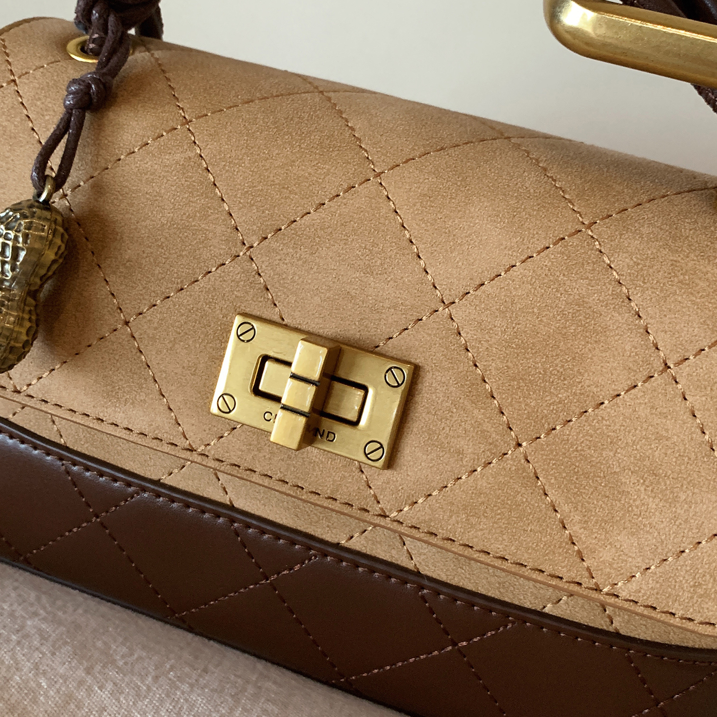 南风Chio2nd 蒙德来信小方包包女款秋冬复古拼色手提包单肩斜挎包 - 图0