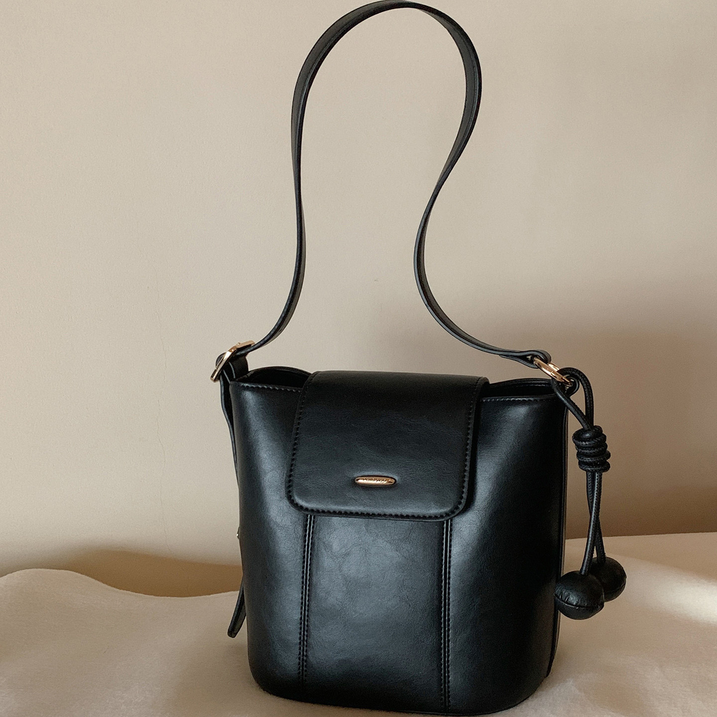 南风Chio2nd 暖栗冬林托特包包女式2025新款复古质感单肩斜挎包 - 图2