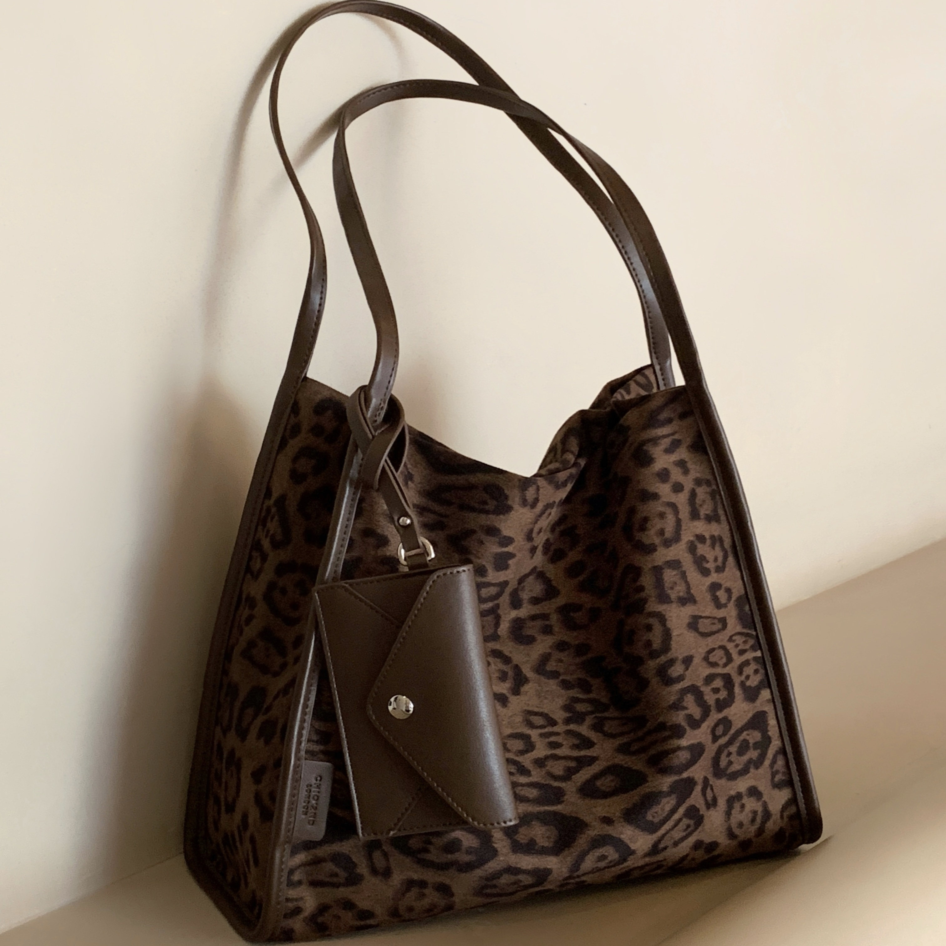 南风Chio2nd 香榭曼卡托特包女大容量2026新款时尚豹纹手提单肩包,淘宝优惠券,粉丝福利购,淘宝优惠卷