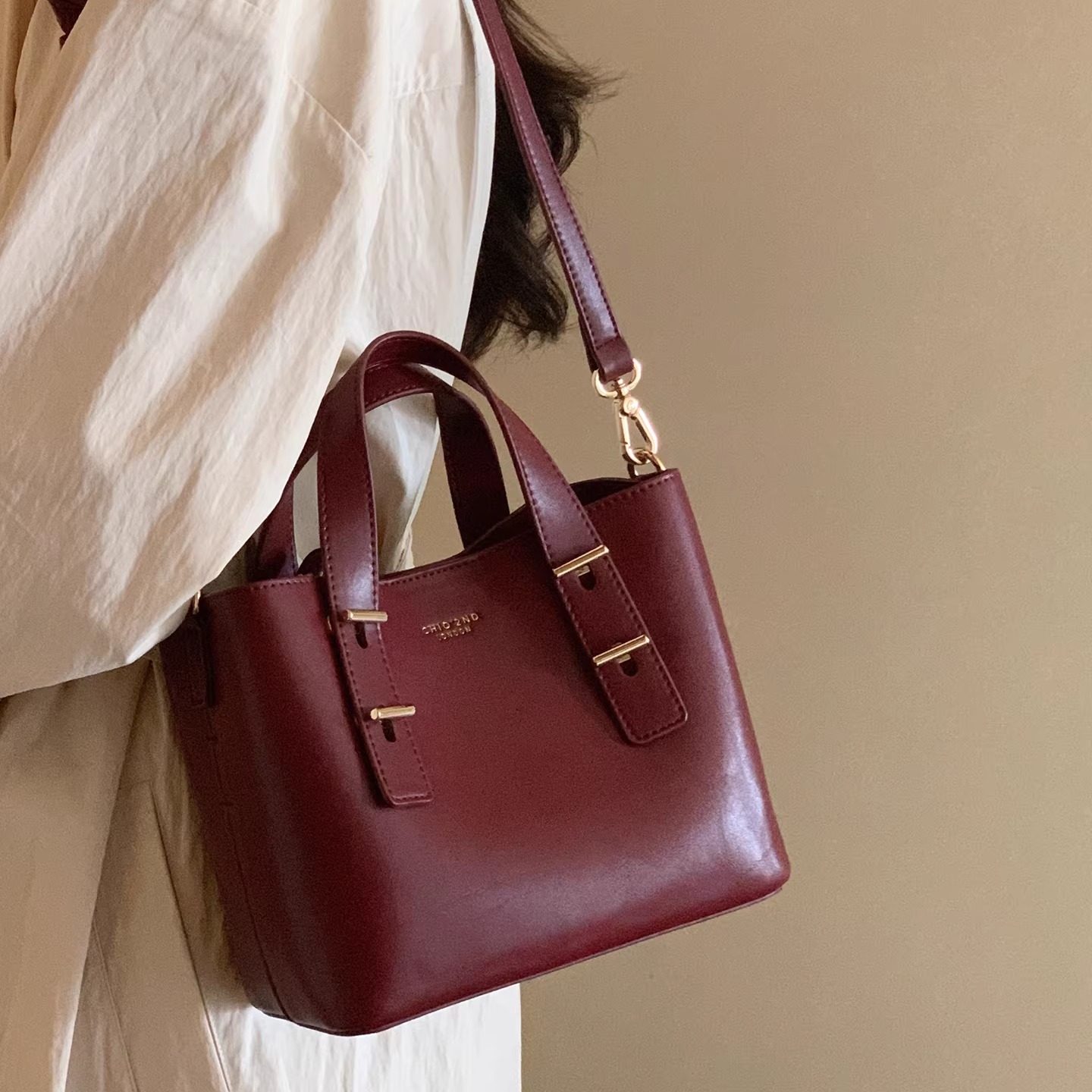 南风Chio2nd 醇红时光托特包红色包包女质感通勤手提单肩斜挎小包,淘宝优惠券,粉丝福利购,淘宝优惠卷