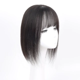 Верхняя часть головы - женщина, покрывающая седые волосы и редкие все настоящие люди