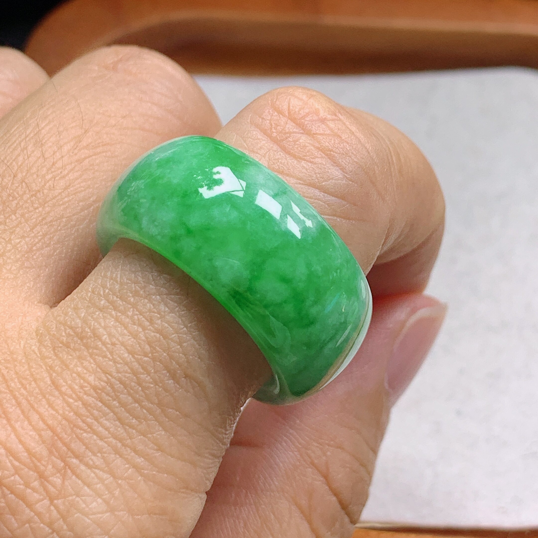No. 20-21 Burmese natural A-grade jade T1194 inner diameter 19.6mm green tire ring finger