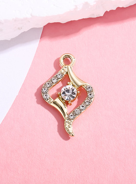 爱心配饰挂件四叶草小吊坠简约镶钻合金配件diy项链服饰手链材料