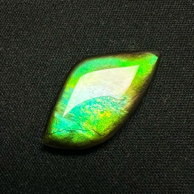 天然加拿大斑彩石树脂面蓝绿色裸石