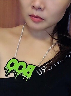 P字母嘻哈个性彩色短款锁骨t恤项链