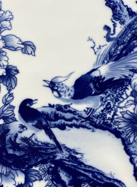 王步作品鸡翅木镶瓷板画青花花鸟锦堂富贵挂屏景德镇名家手绘瓷画