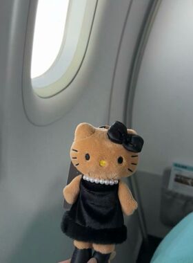 日本官方正品正版旗舰秋冬nic黑皮长腿名媛玩偶kitty贵妇钥扣玩偶
