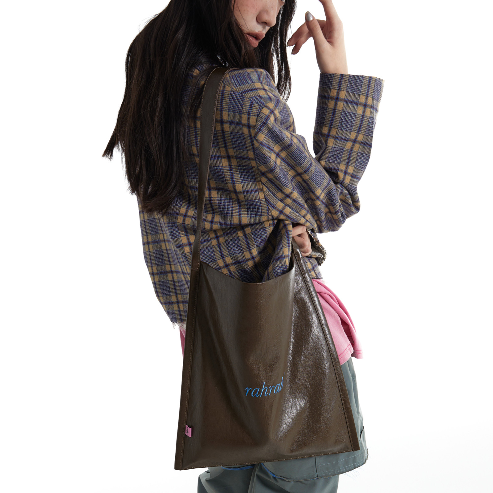 DirtySix “rahrah!”袋袋 5色 撞色绣线 原创大容量软皮托特包,淘宝优惠券,粉丝福利购,淘宝优惠卷