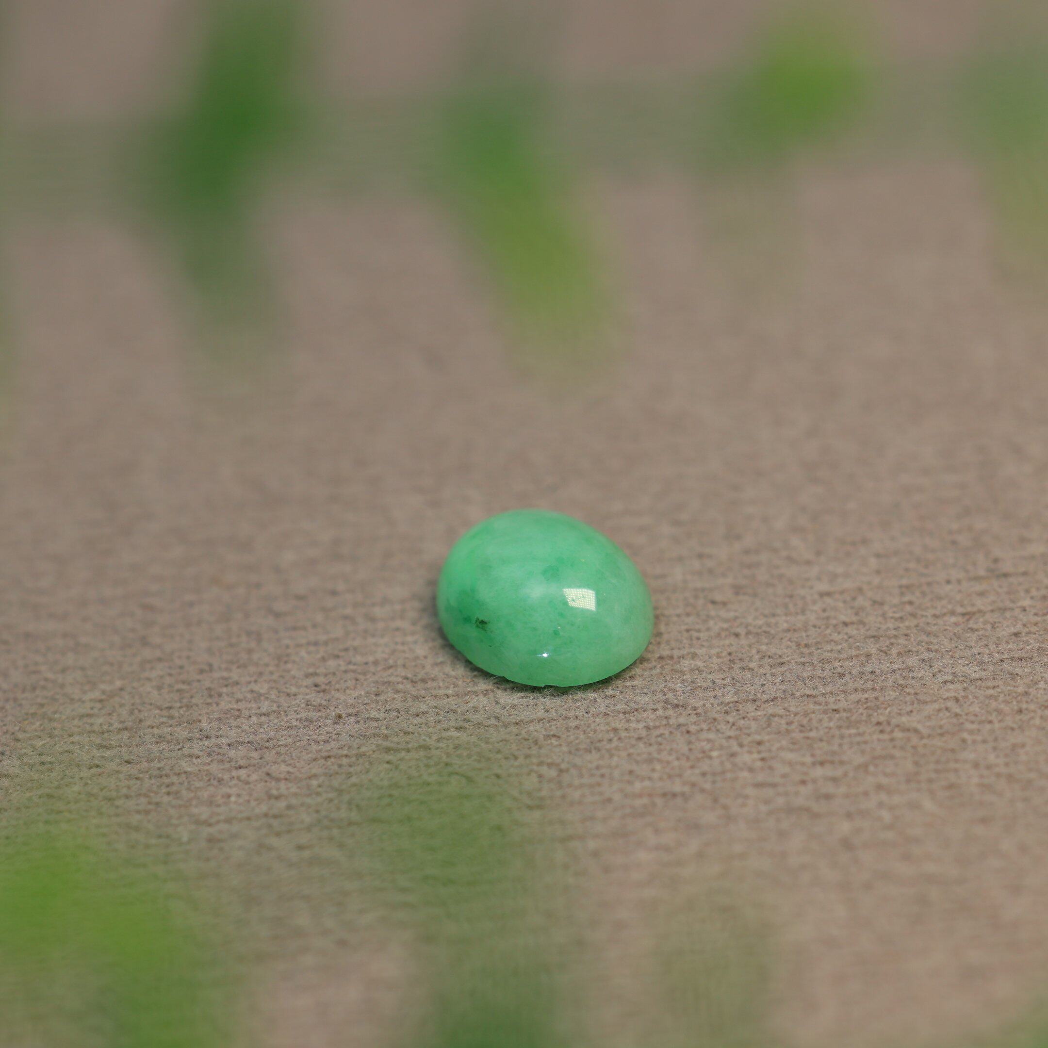 Myanmar natural A-grade jade oval egg noodles
