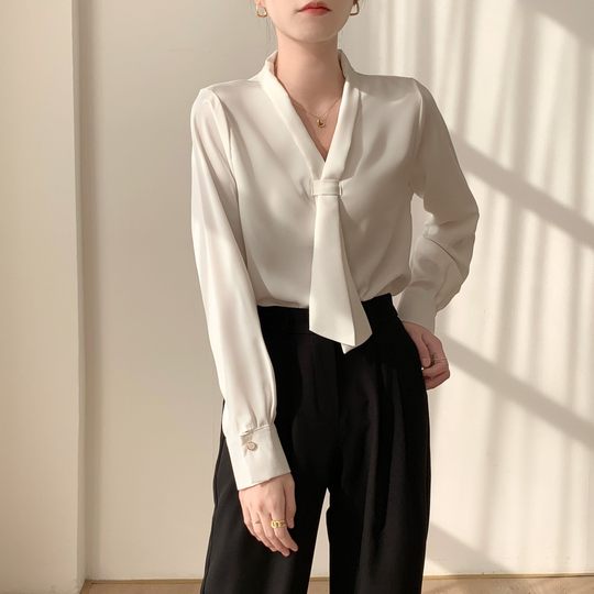 胖mm大码高级感职业衬衣女气质雪纺上衣设计感面试正装衬衫200斤