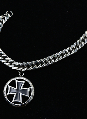 男士时尚风钛钢不褪色吊坠项链