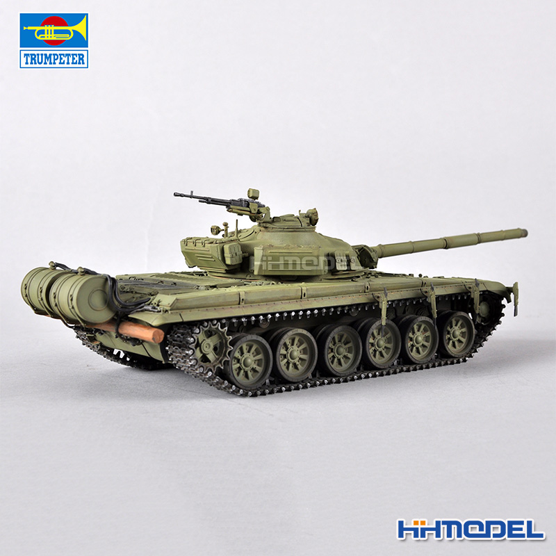 恒辉模型 小号手 09603 1/35 T-72M主战坦克 拼装模型 - 图1