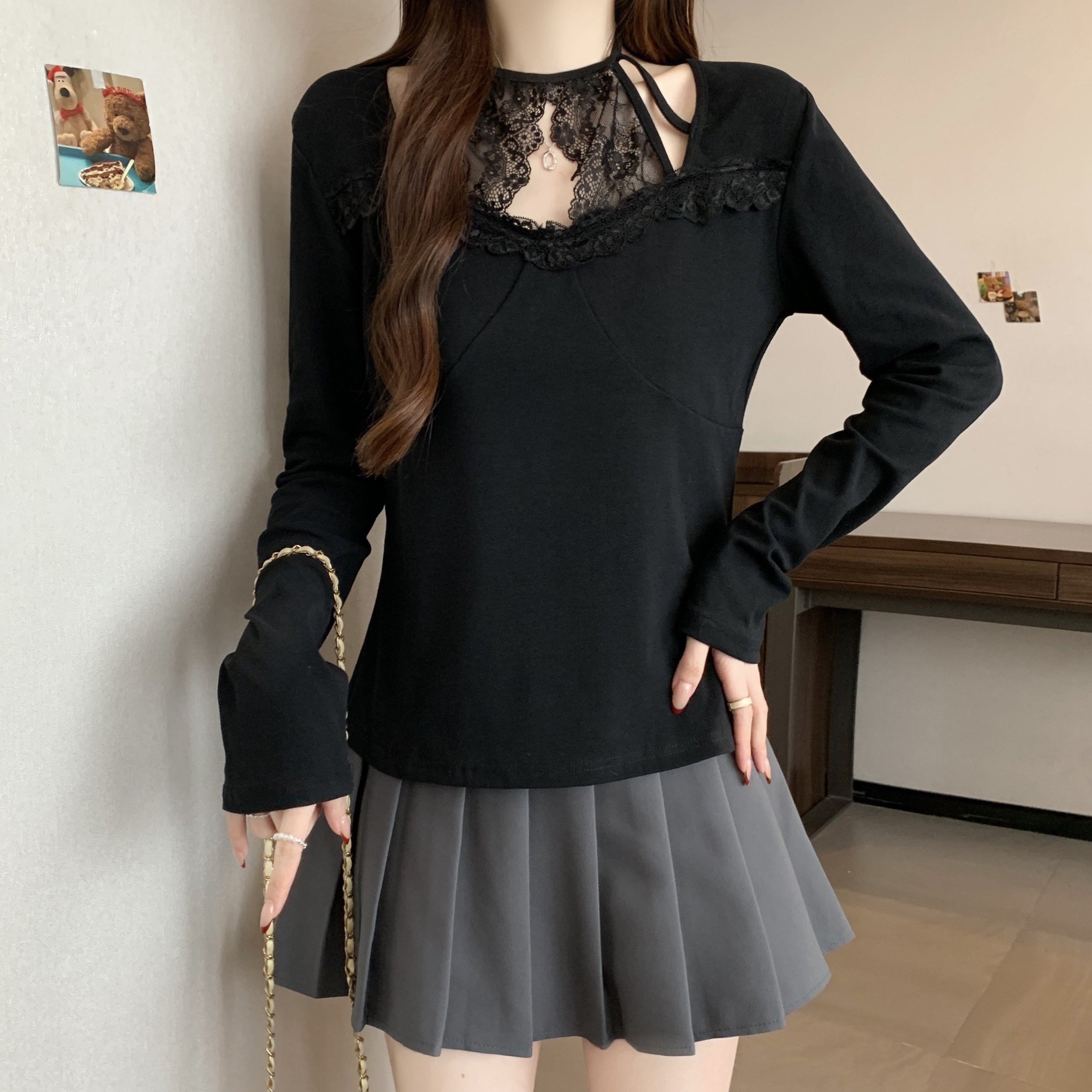 大码女装2025秋冬新款纯欲风蕾丝挂脖打底衫胖MM内搭长袖T恤上衣,淘宝优惠券,粉丝福利购,淘宝优惠卷