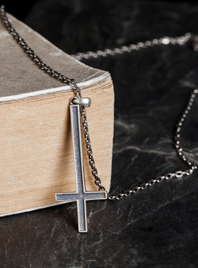 十字架欧美日韩风做旧银吊坠新品