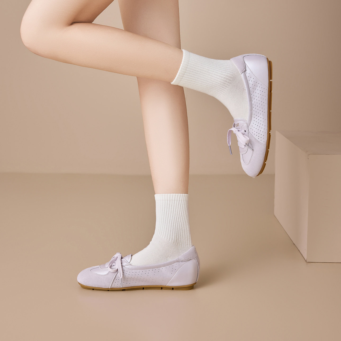 St&Sat/星期六春秋新款浅口芭蕾德训鞋平底休闲单鞋女SSE1111C32,淘宝优惠券,粉丝福利购,淘宝优惠卷