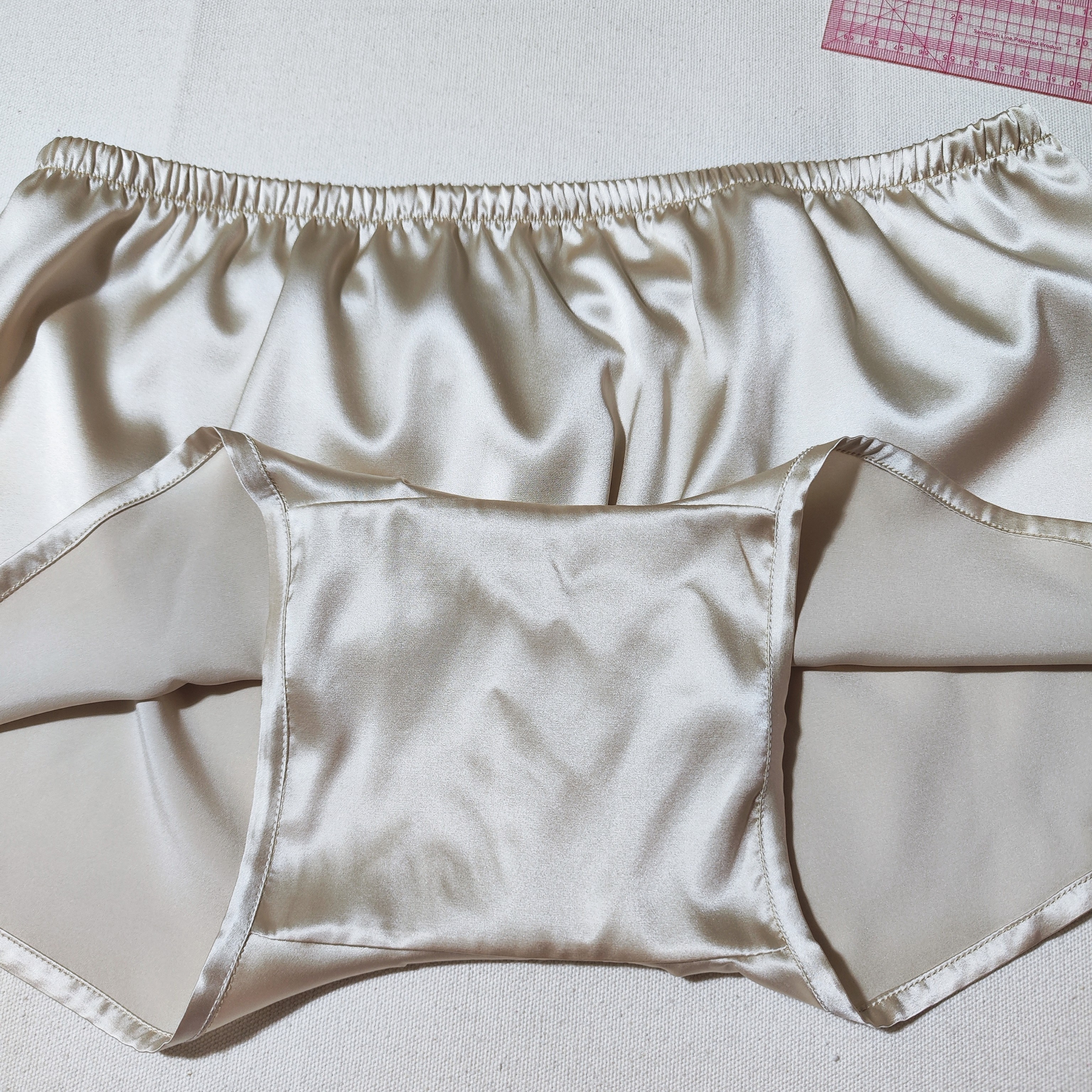 女士宽松高腰平角桑蚕真丝弹力缎家居防走光安全裸睡内裤舒适透气 - 图0