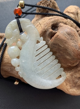 天然a货翡翠 冰种龙头玉梳 一顺百顺尺寸约56*28*7.2mm配送证书