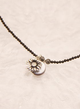 休闲渡假风项链天然黑曜石小雏菊贝珠复古文艺黑色颈链纯银锁骨链