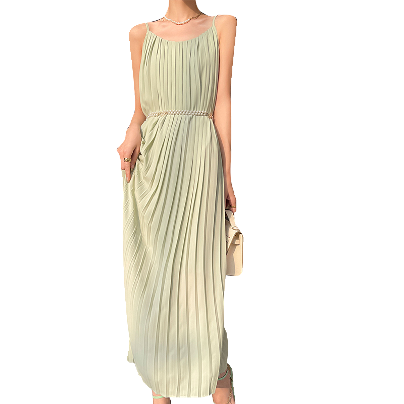 海边度假沙滩长裙法式超仙气质露肩吊带连衣裙女夏季垂感百褶裙子 - 图3