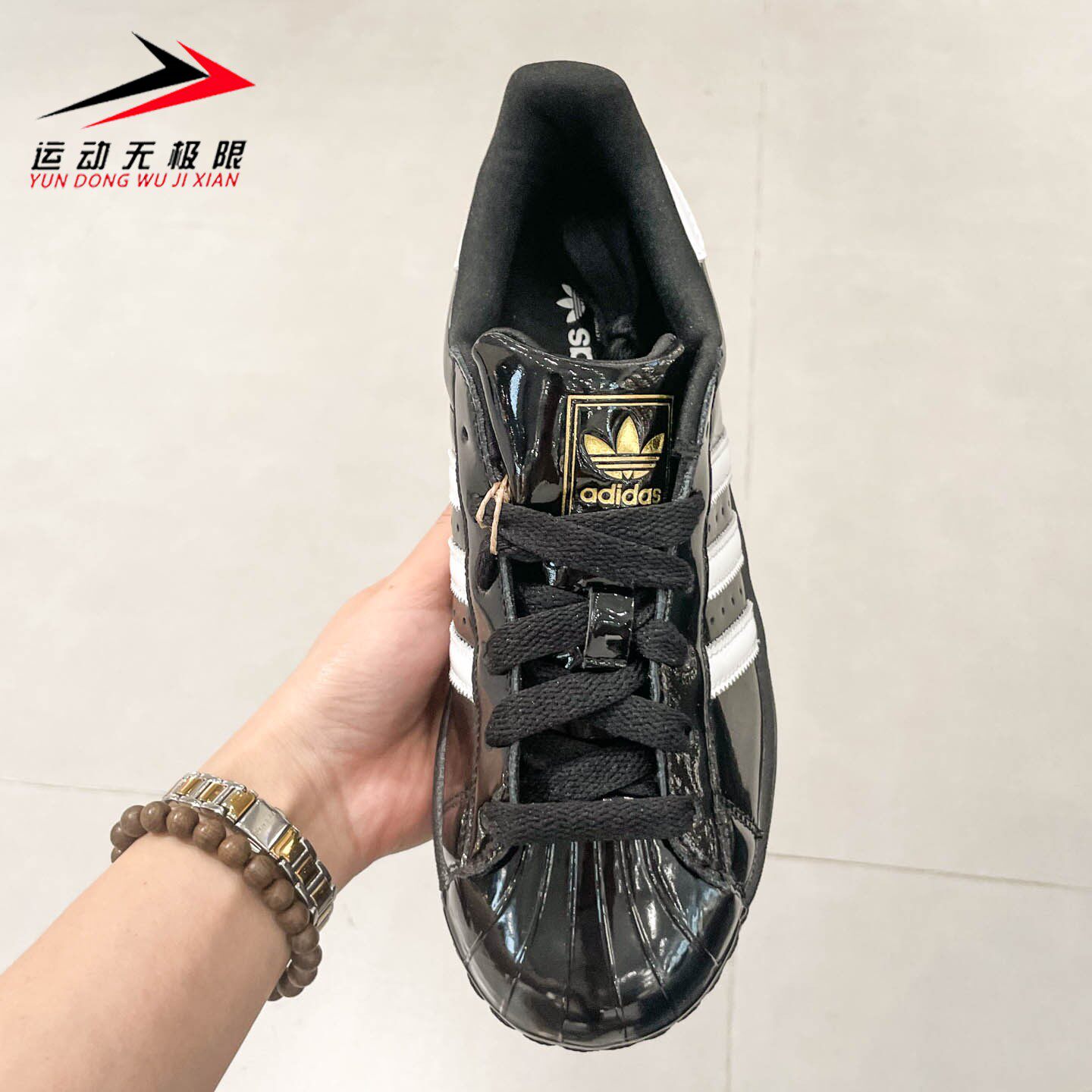 阿迪达斯三叶草女子2025秋季舒适休闲酷感贝壳头板鞋运动鞋JS4009 - 图1