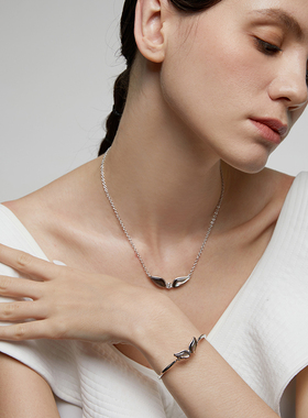 羽翼项链伊泰莲娜锁骨链女