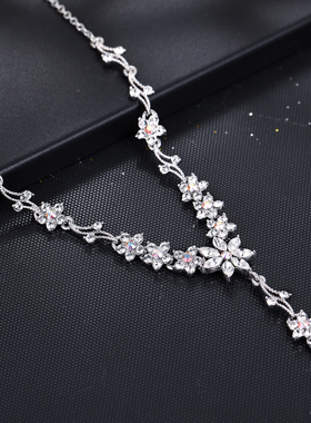 【礼盒包装】伊泰莲娜典雅璀璨锁骨链项链轻奢高级配饰设感项链女