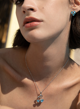 伊泰莲娜项链女节日锆石吊坠