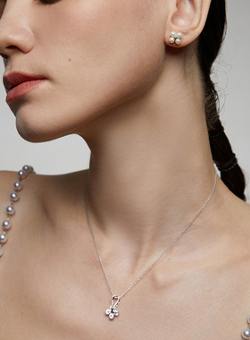 日韩银项链伊泰莲娜女