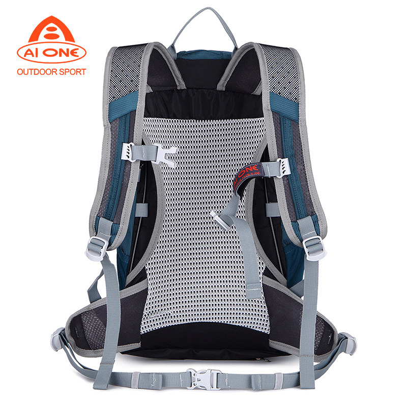 aione艾王新款户外休闲徒步登山包 艾王双肩背包